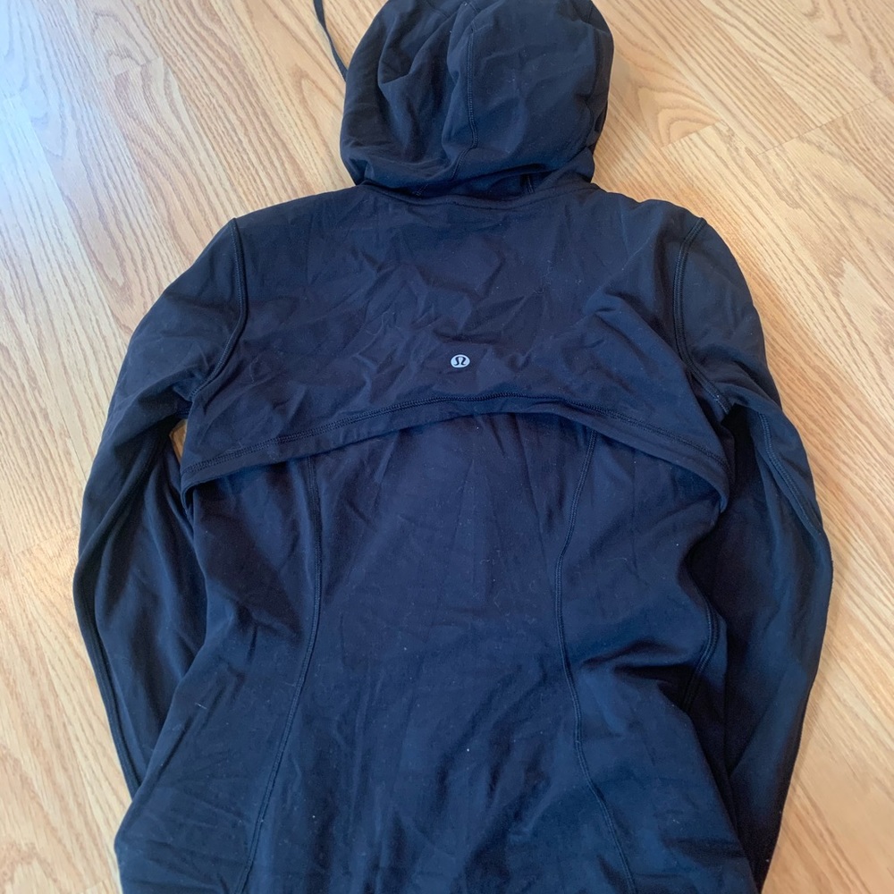 Lululemon hooded define jacket bundle size 6 - Picture 4 of 6